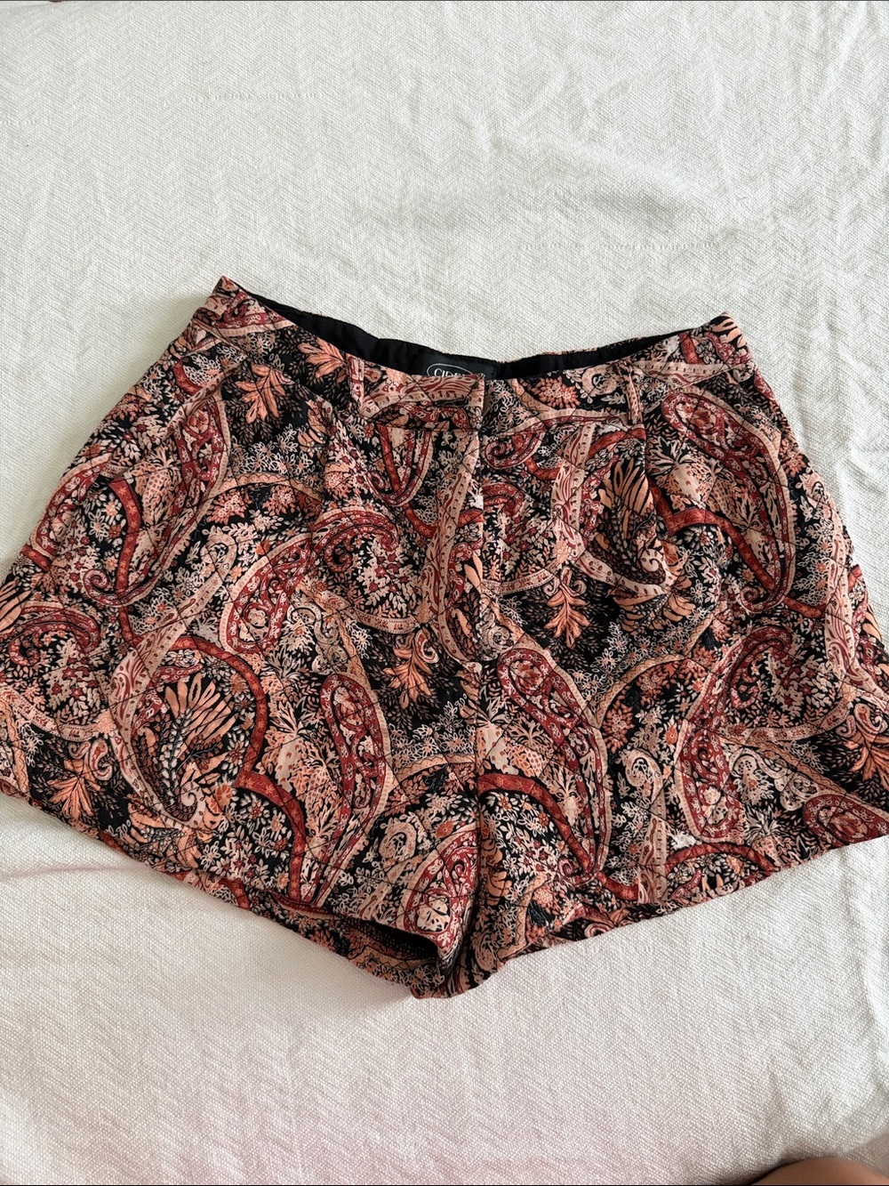 Women's Paisley Print Elastic Waist Shorts - Black & Rust